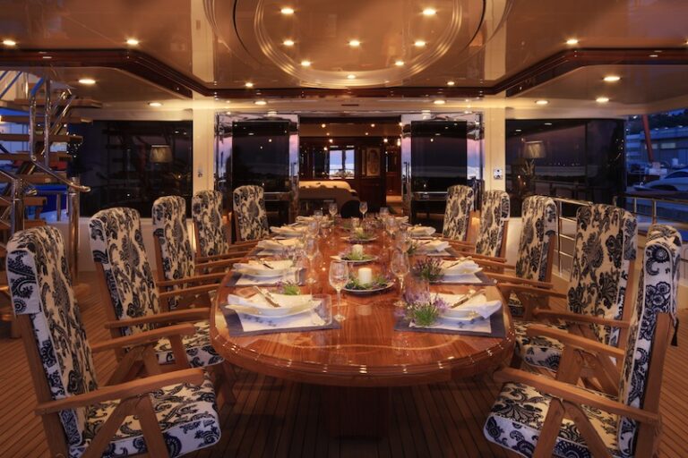 Blue Eyes London Yacht dining