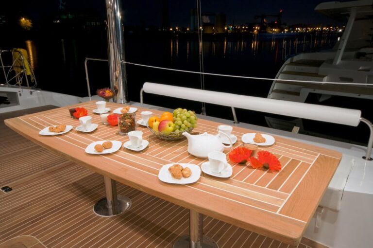 Blue Guru Aft dinning