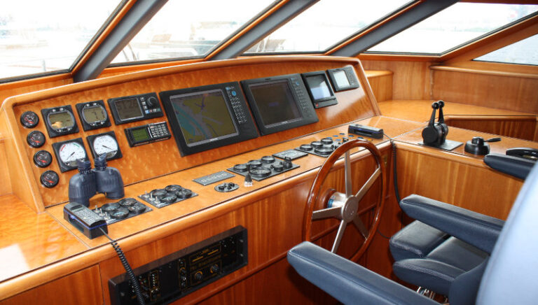 Boadicea Yacht - Dashboard