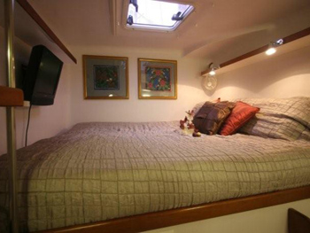 Braveheart - Forward cabin