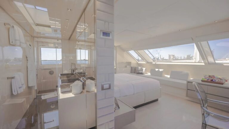 Bridge Deck Master Suite