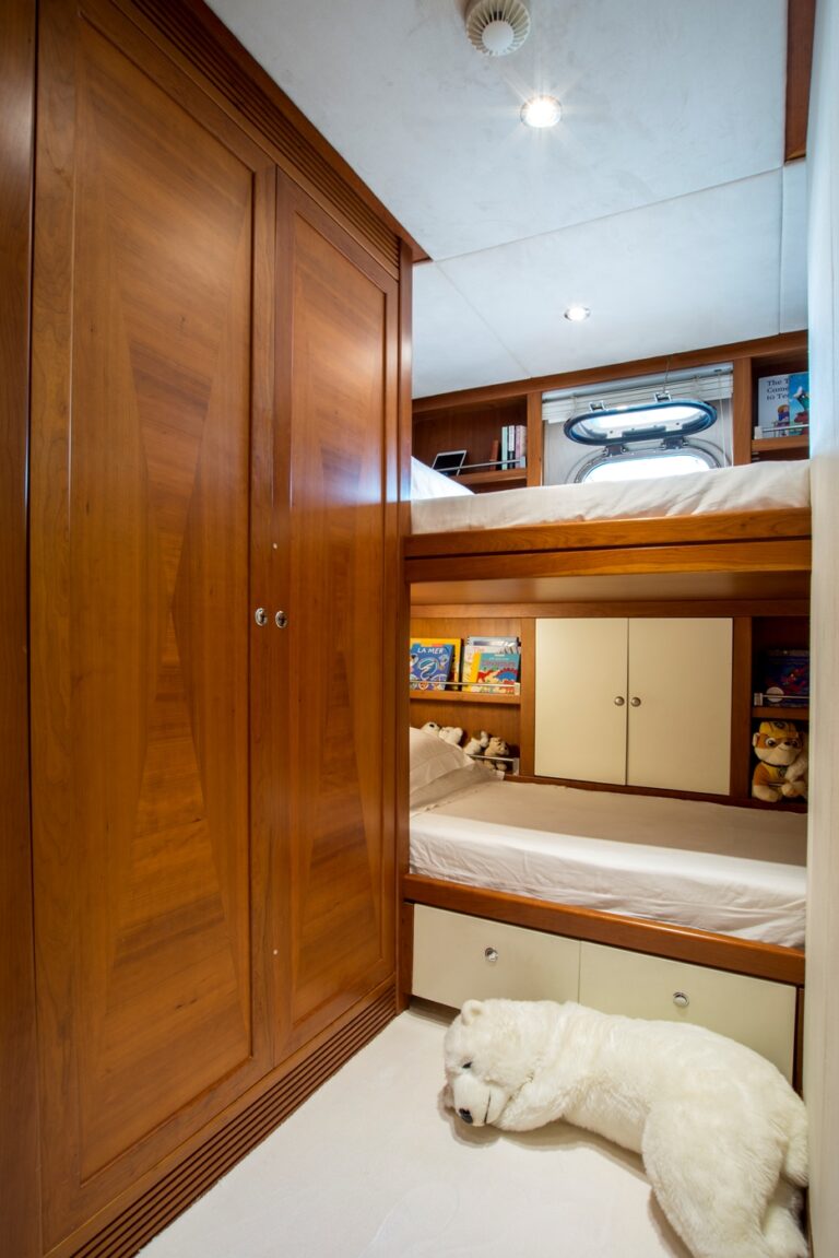 Bunk Cabin