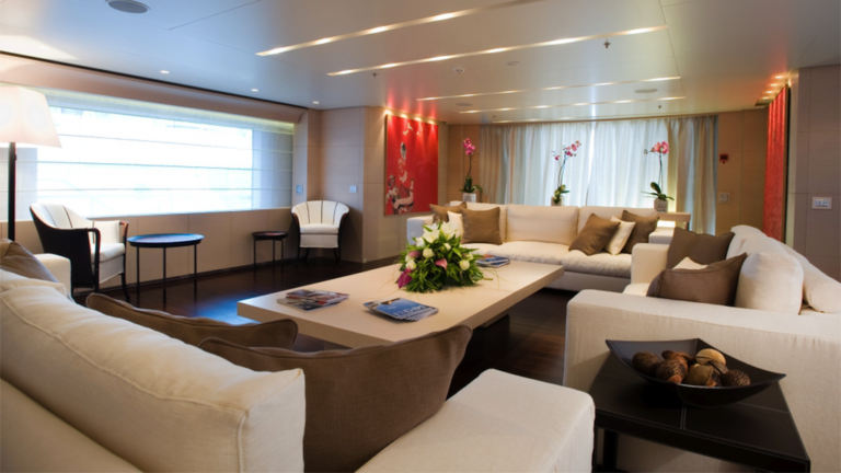 Burkut lounge for socialising - credit to Baglietto