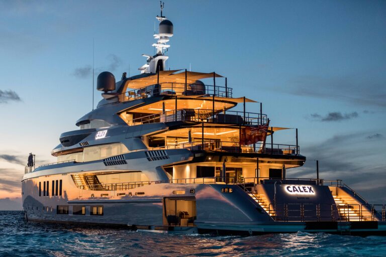 CALEX Yacht By Night