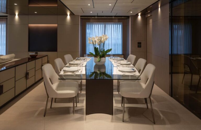 Main Dining