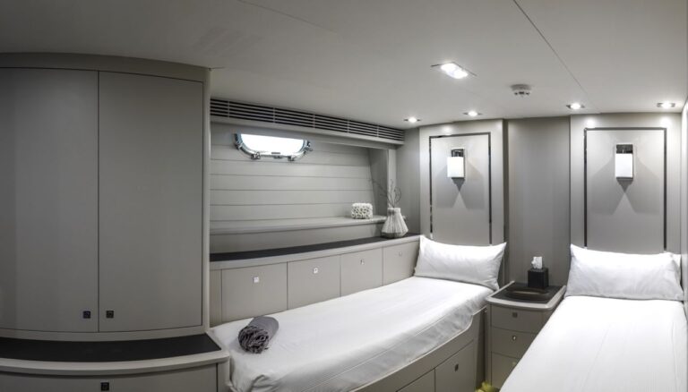 CAROLINE 1 - Twin cabin