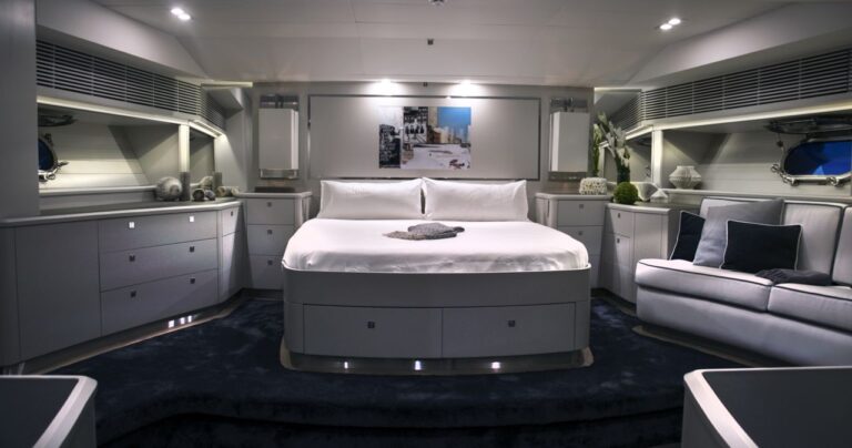 CAROLINE 1 - master cabin