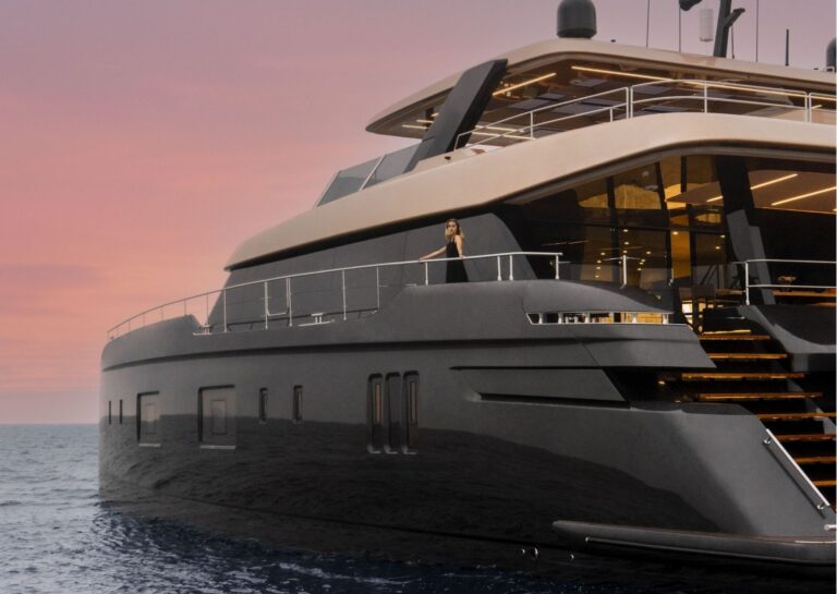 Yacht Detail