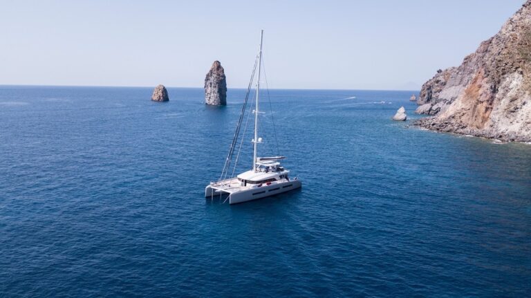 Sailing Catamaran Yacht BABAC