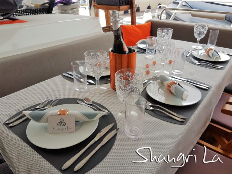 Lunch service