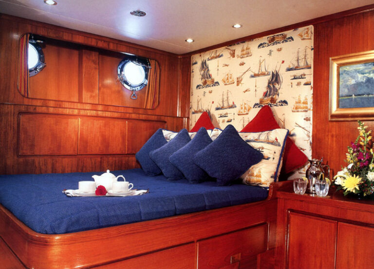 CHRISTIANNE B - Double Cabin
