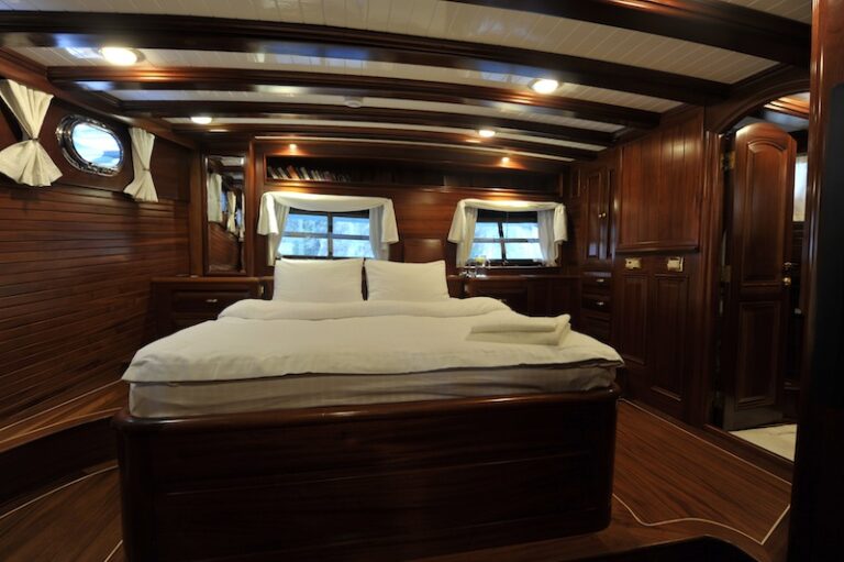 CLARISSA - Master cabin