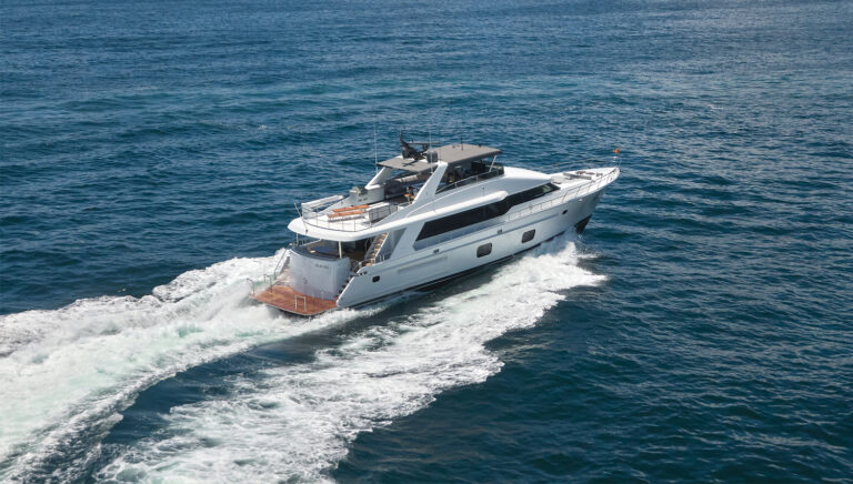 Aft View - Running