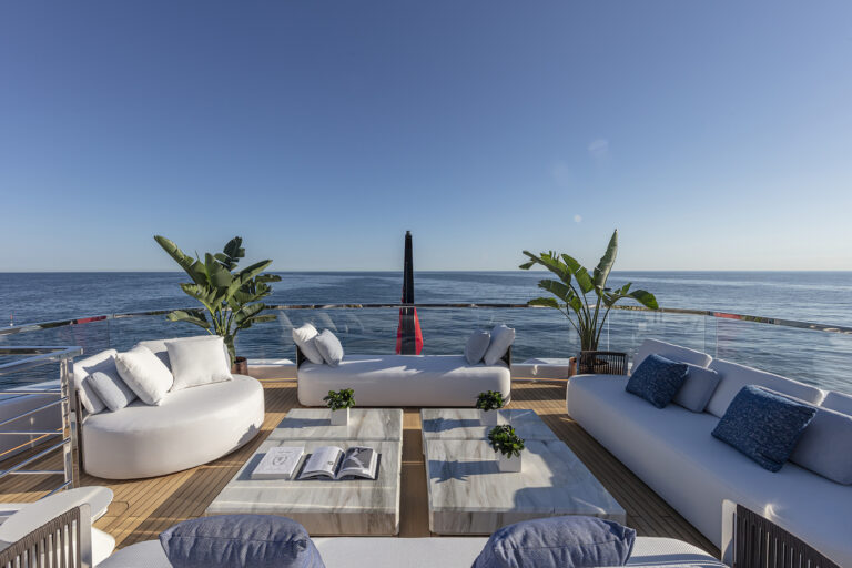 Sunbathing And Relaxation Area