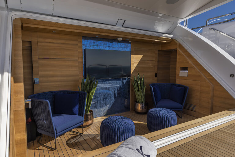 Beach Club Detail
