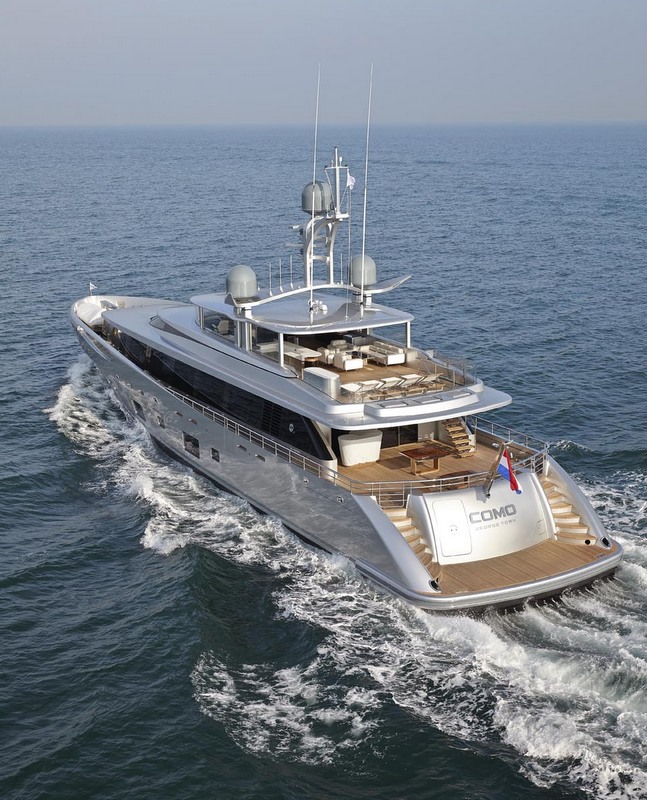 COMO superyacht - aft view