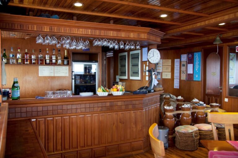 CONTE MAX - Bar