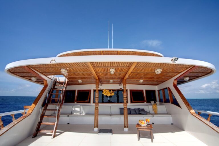CONTE MAX - Foredeck