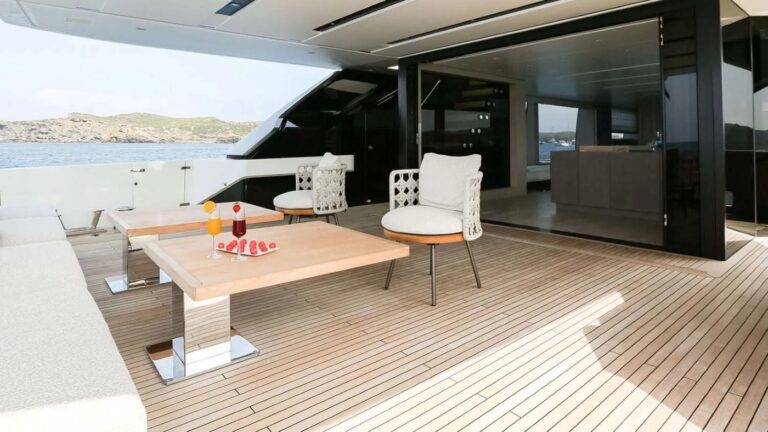 Exterior Relaxation Area