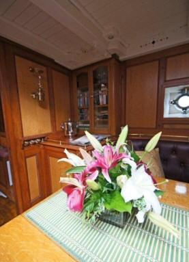 CORAL OF COWES -  Interior