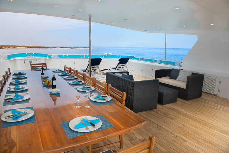 Alfresco Dining