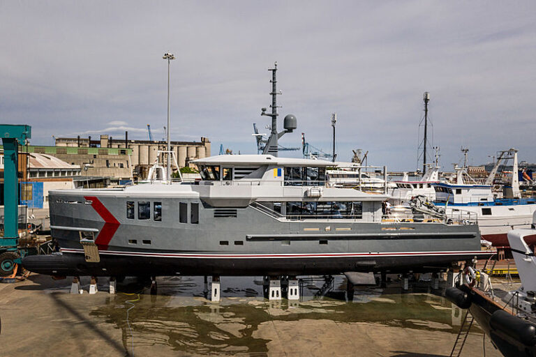 CPN Shipyard K584 - Exterior