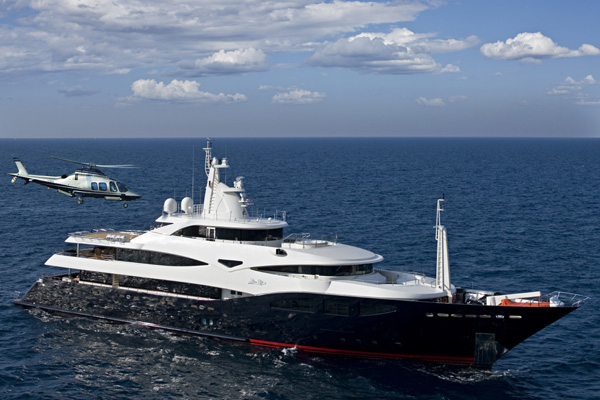 CRN luxury motor yacht MIMTEE