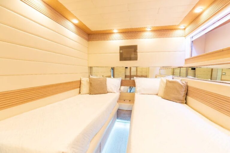 Cabin With Double Bed