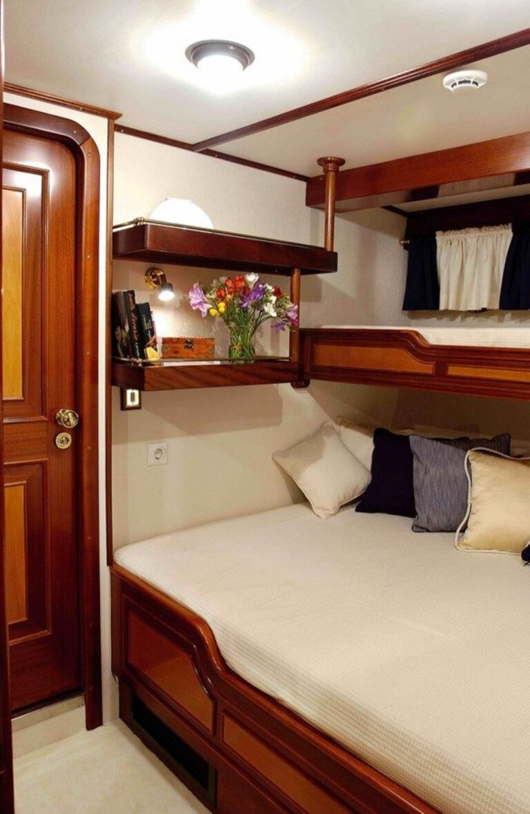Cabin With Double Bed