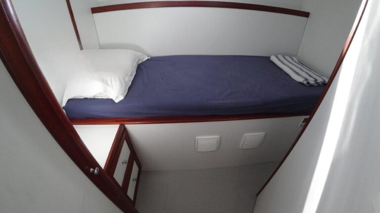 Cabin With Single Bed