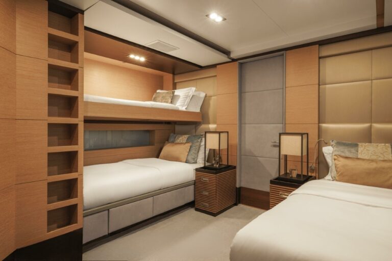 Cabin With Triple Bed