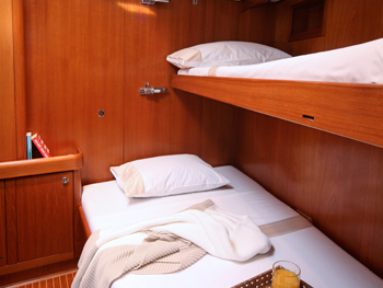 Callisto - Guest Cabin
