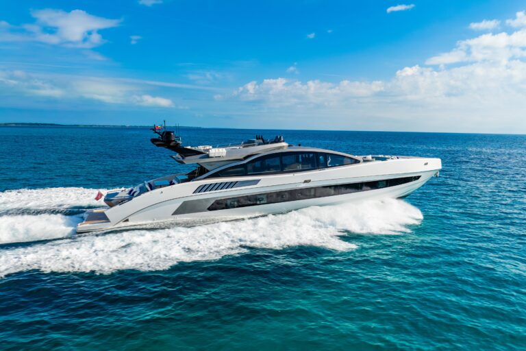 Canados Gladiator 961 Yacht M7