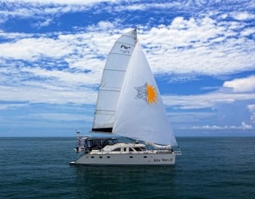 Cat ICE WARS II -  Sailing