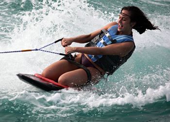 Cat SOTERION -  Fun on the knee board