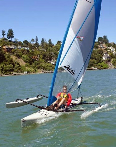 Catamaran AMURA - Sailing Trimaran