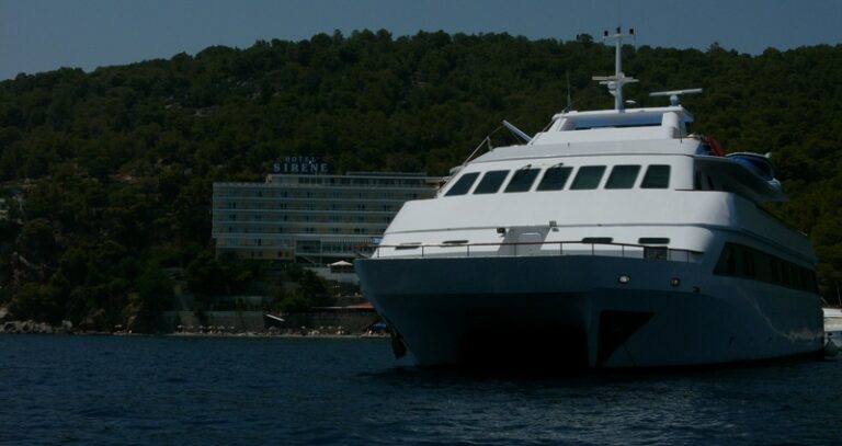 Catamaran Aegean Princess