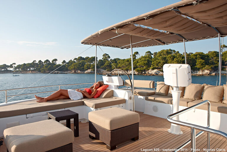 Catamaran DRAGON - Flybridge