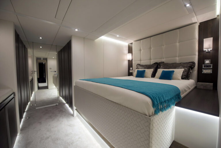 Catamaran Eagle Wings - Sunreef Yachts - cabin
