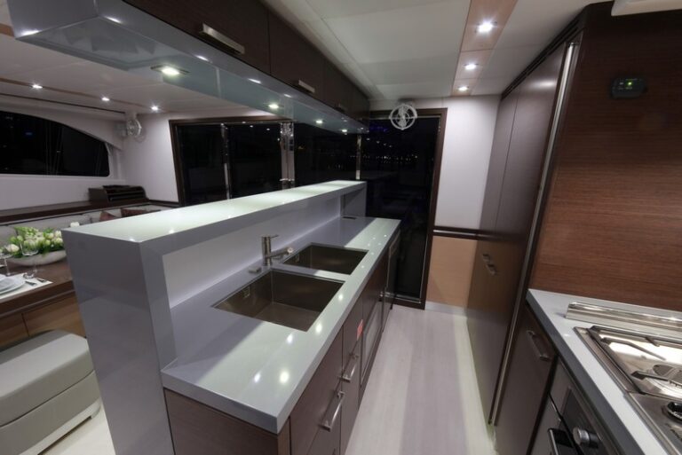 Catamaran FOREVER -  Galley