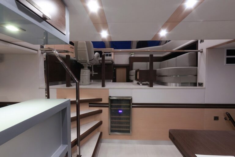 Catamaran FOREVER -  Salon