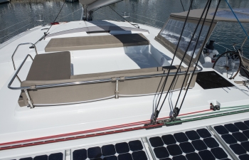 Catamaran HIGHJINKS I - Flybridge Seating