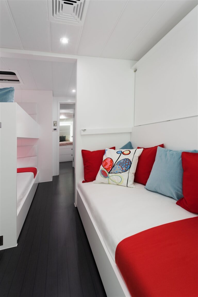 Catamaran LEVANT - Guest Cabin 2