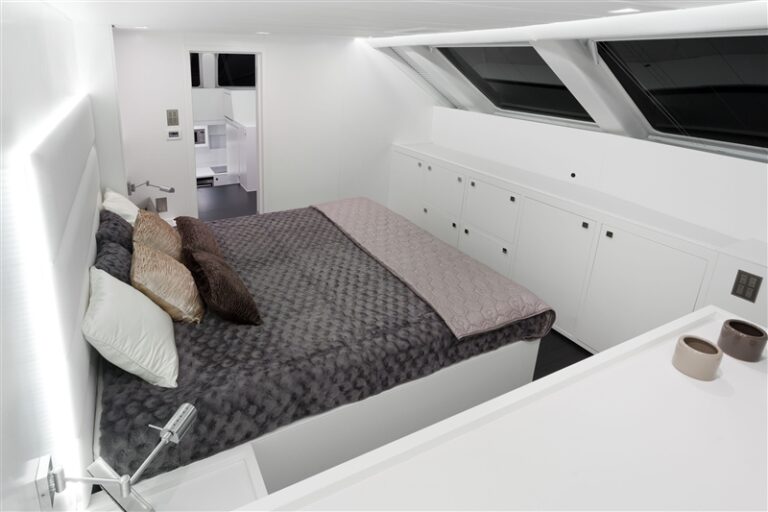 Catamaran LEVANT - Master Cabin