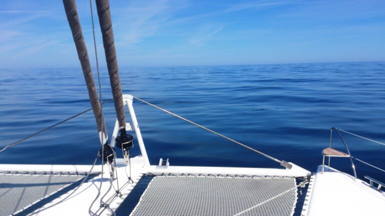 Catamaran MAGEC - Trampoline