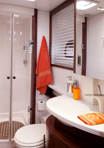 Catamaran MAITAI Sunreef 74 (ex Che) - Bathroom