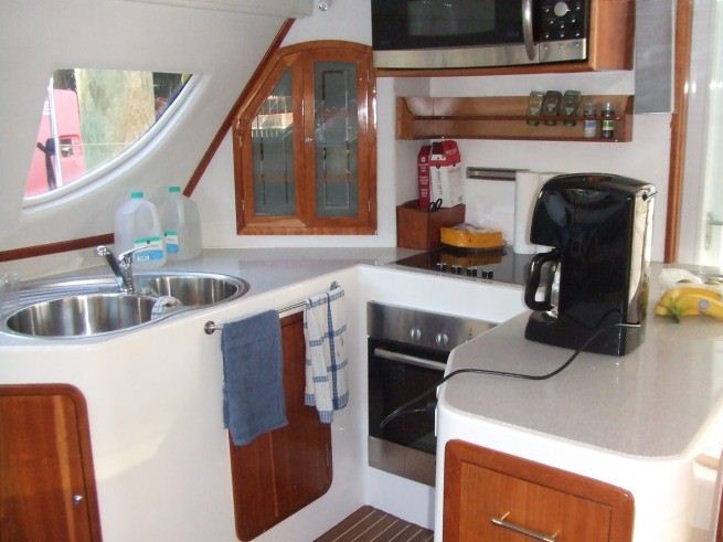 Catamaran MANZY -  Galley