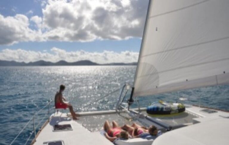 Catamaran NANA -  Relaxing onthe Trampolines