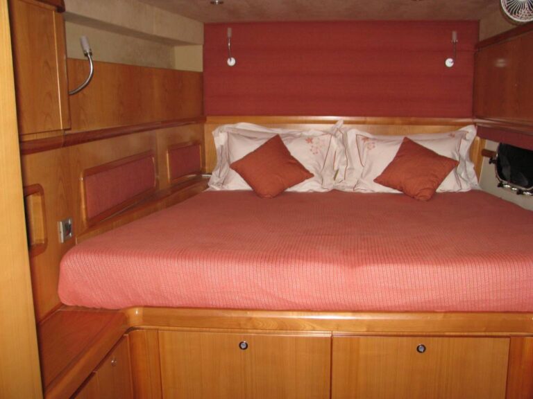 Catamaran ORION - Double Cabin 2