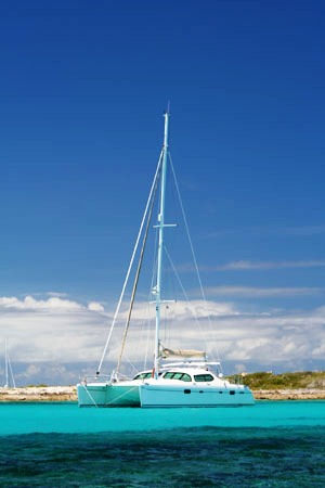 Catamaran SAGAPONACK - At Anchor
